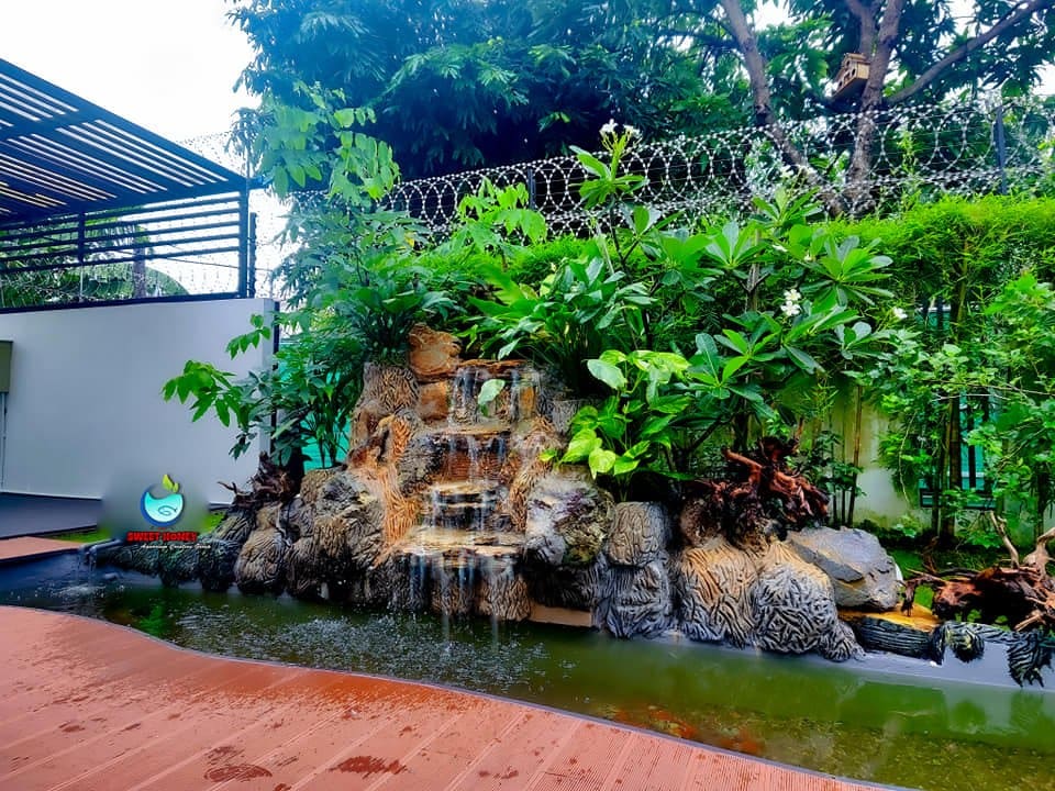 Corner garden waterfall